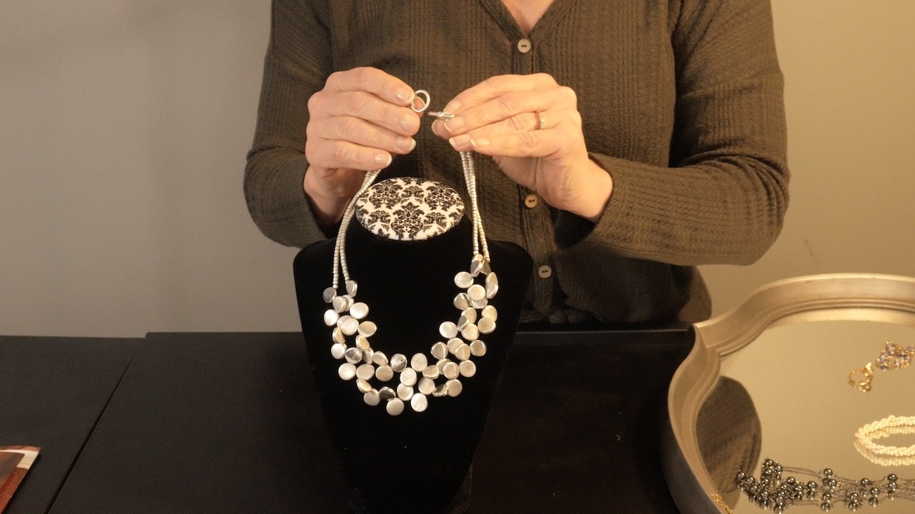 ASMR - Jewelry Store Roleplay -Softly Spoken