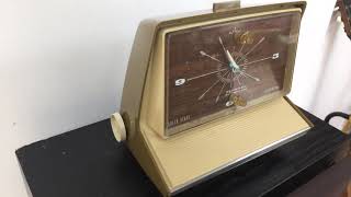 Autumn Gold Solid State 1968 Silvertone Model 8036 AM Clock Radio Alarm Mod 60's Neo Futurism