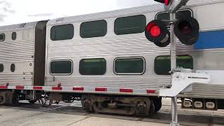 Metra UP-NW 650 Departing Harvard Station