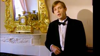 картинка: Олег Погудин. Фильм Галины Гамзелевой 1993 - 1996 года.
