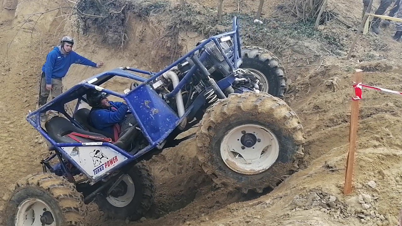 Extreme Off Road Lucifer Team- Bivaly akcióban.