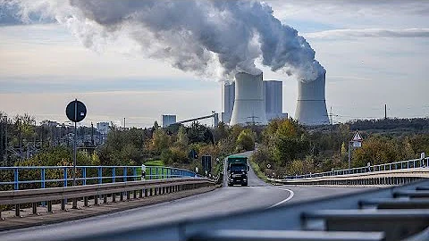 Coal, air travel and extreme weather: Global CO2 emissions reached a record high in 2022