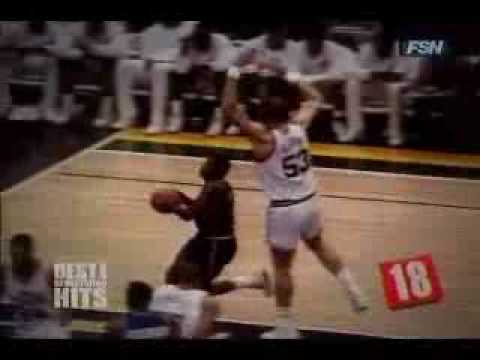 Karl Malone elbows Isiah Thomas - ( 40 stitch less...