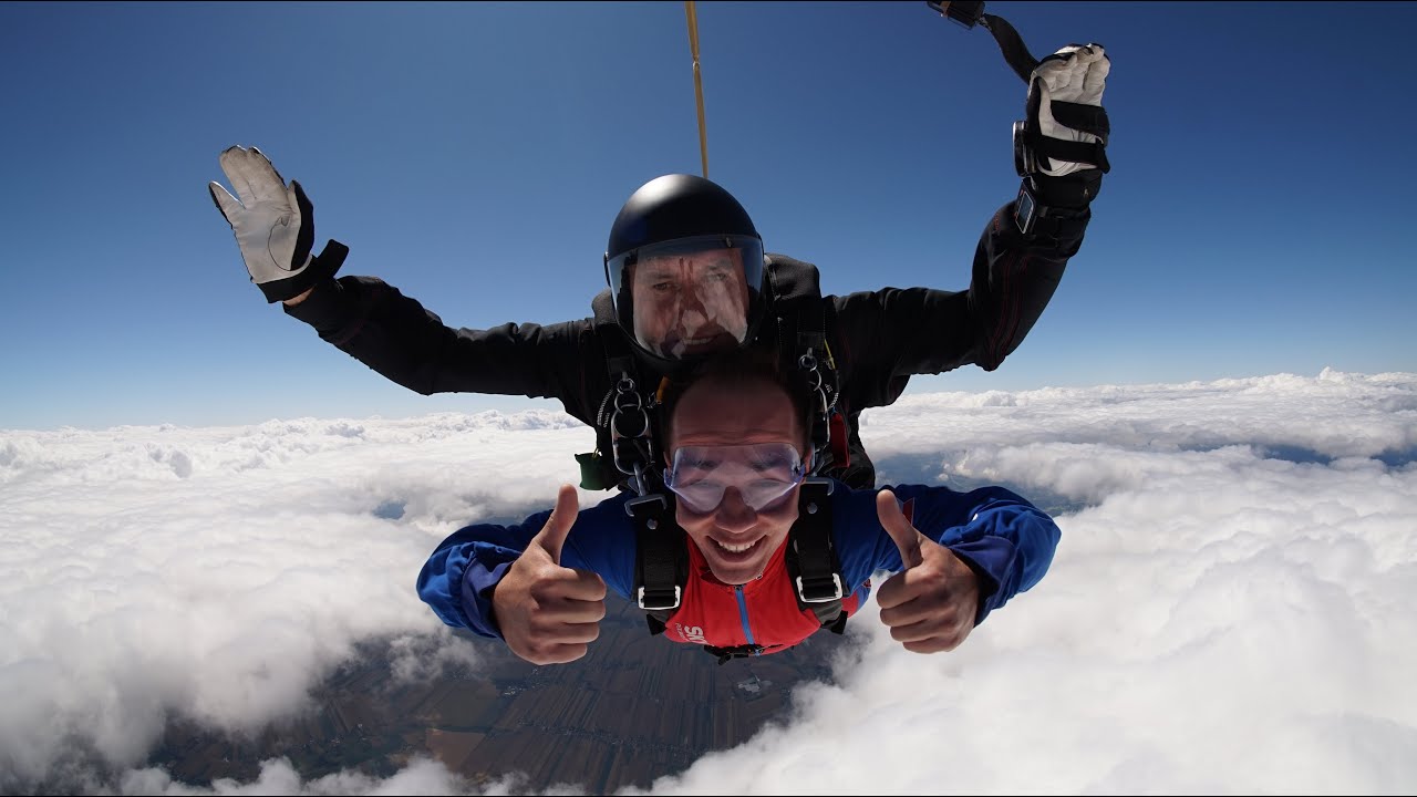 Skok Adriana z 4200 metrów SKY FORCE Piotrków Trybunalski