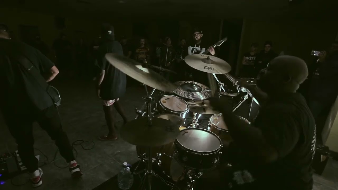 Παρακολούθηση @knowsuffer3649 - THUMBNAIL (drum cam) στο YouTube Παρακολούθηση @knowsuffer3649 - THUMBNAIL (drum cam) στο YouTube