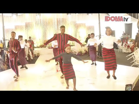  IDOMA TRADITIONAL DANCERS