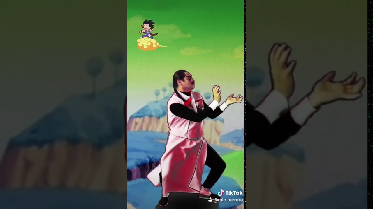 Teo González Haciendo Cosplay de Tao Pai pai YouTube