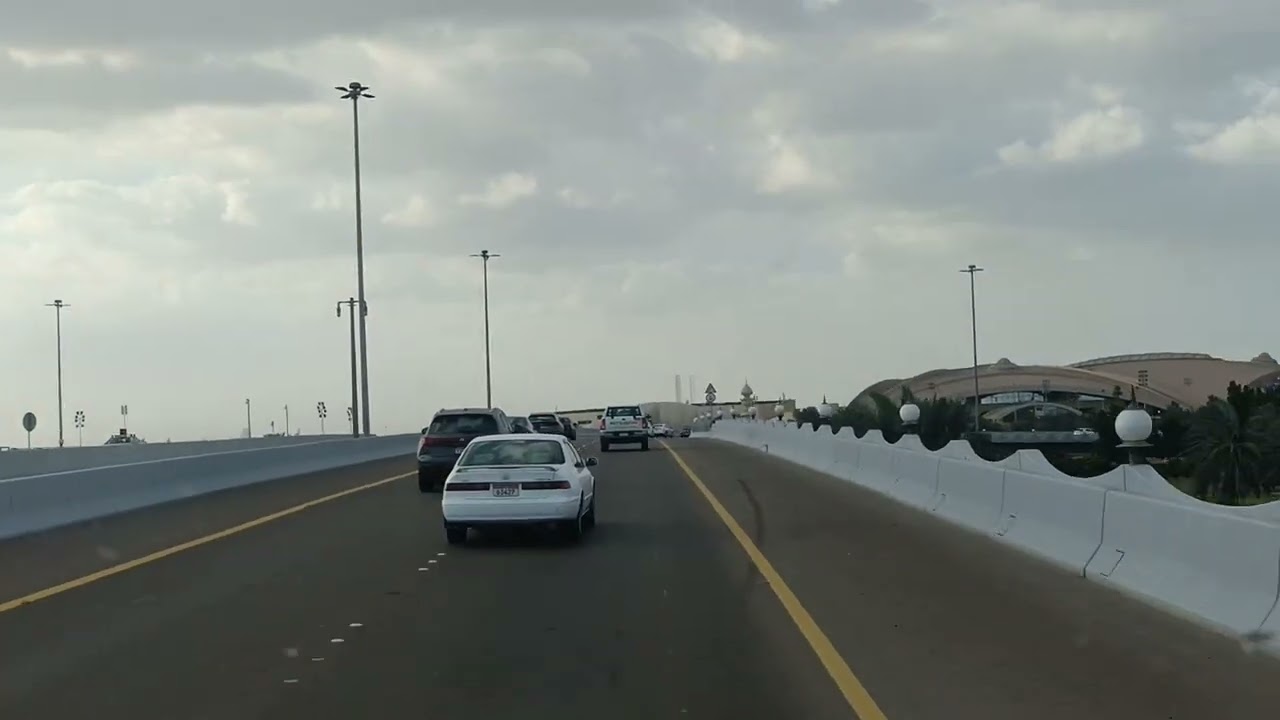 Viral video viral video The Sheikh Zayed Mosque, located in Abu Dhabi, United Arab Emirates, is on