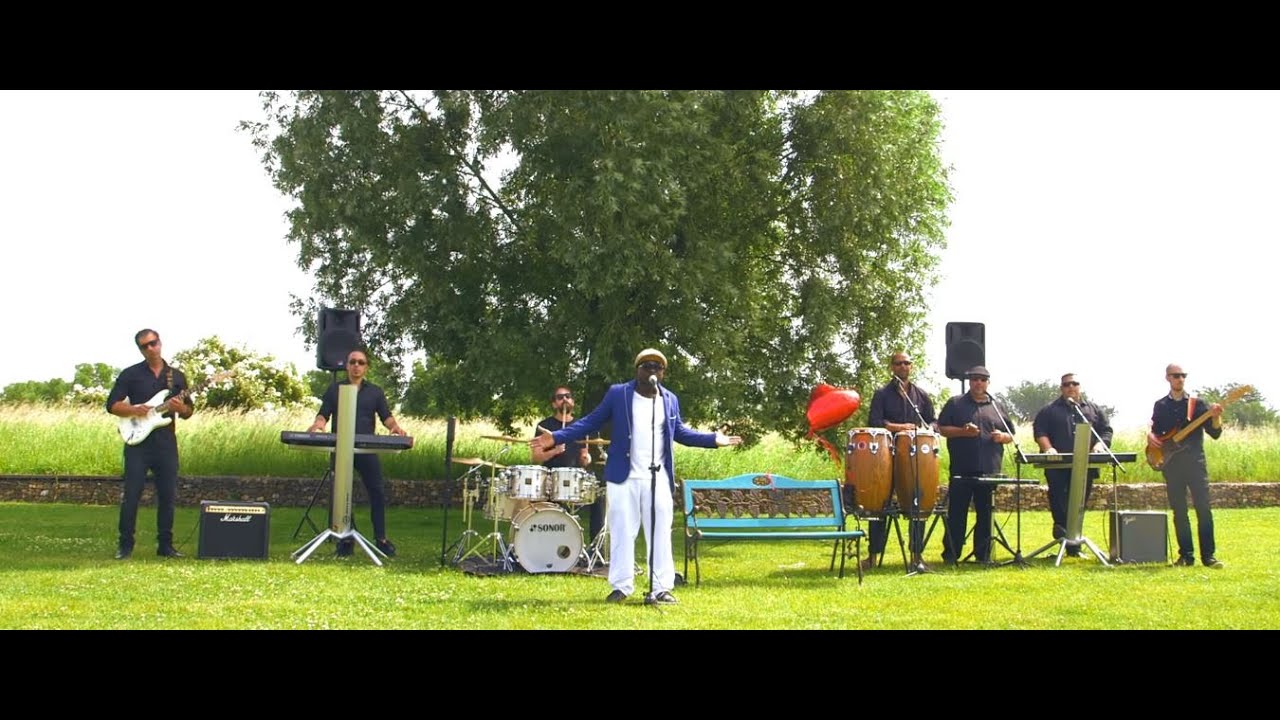 Fulltune Clan & Denham Smith - Love (HD) auf YouTube ansehen Fulltune Clan & Denham Smith - Love (HD) auf YouTube ansehen