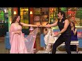 Juhi chawla  jackie shroff   dance on  mere mehboob mere sanam  song in kapil sharma show