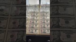 This is what one million US dollars looks like when it’s comprised only of $10 bills