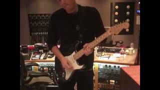 John Mayer - The Search for Everything - Helpless Studio Solo clip