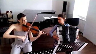 Božica i Anela - La Noyée (Yann Tiersen) Božica i Anela - La Noyée (Yann Tiersen)