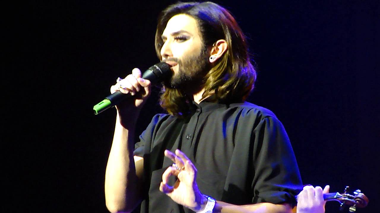 Blue Bloom - Conchita mit dem Janoska Ensemble - Ronacher - 10.10.2016