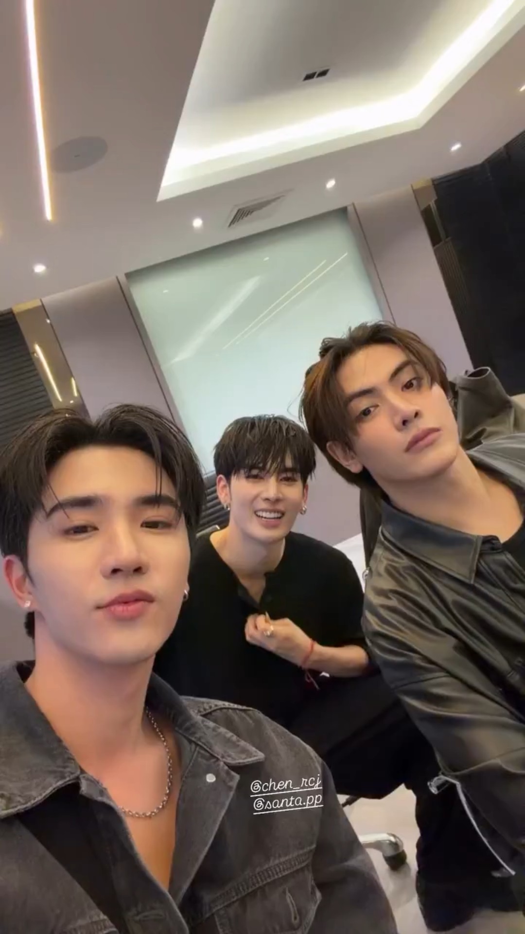 PerthSanta w Joong #perthsanta #joongarchen #joongdunk #perthppe