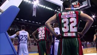 Mutlu Demir unsportsmanlike foul on Nenad Krsic Resimi