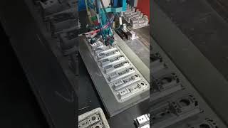 Factory Direct Sales PU Foam Sealing Gasket Casting Polyurethane Foaming Machine