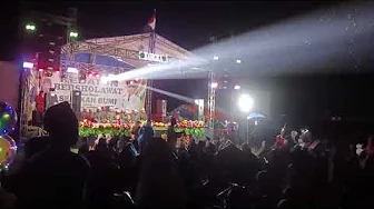 Suasana Selesai Hujan dan Angin Terop Tamu VIP Roboh Acara Kedaton Bersholawat Tetap Lanjut