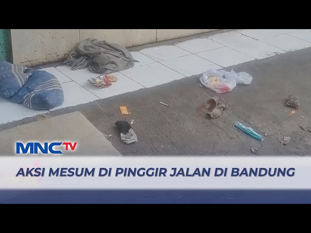Viral! Aksi Mesum di Pinggir Jalan di Bandung, Jawa Barat - LIP 25/10 class=