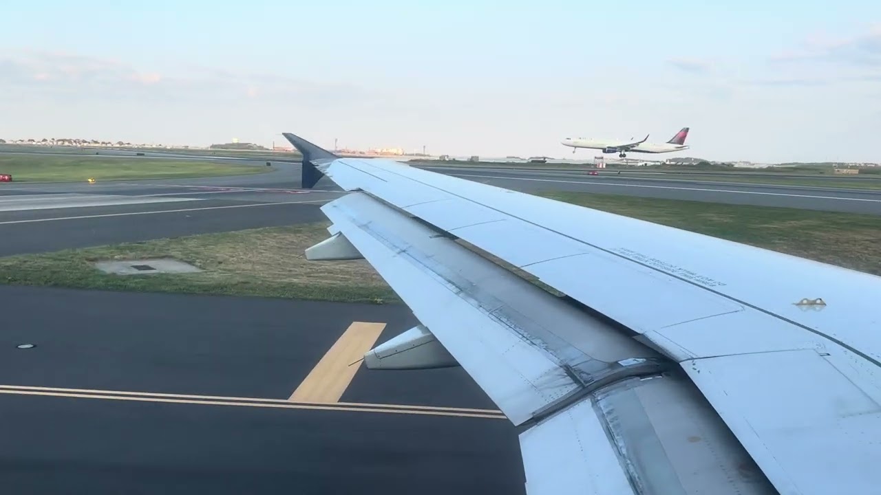 Full Takeoff - Delta Airbus A319-100 at Boston Logan International Airport