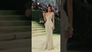 Kendall Jenner on the Met Gala red carpet  // #ytshorts #metgala #kendalljenner #metgala2026