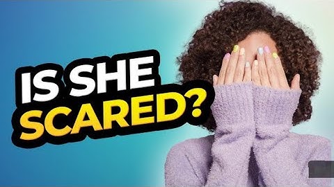 12 Signs That She Loves You But Is Afraid To Commit