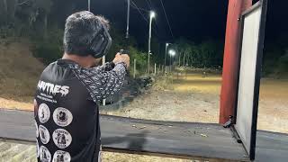 Tiros com a Walter Colt gold cup 100mt de distância