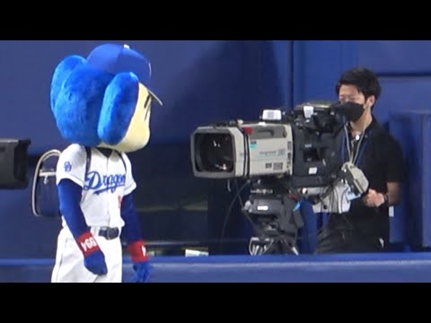 カメラで撮られていることに気付いたヤンキードアラ「あぁん？何撮ってんだァ？」 (2023/04/28)