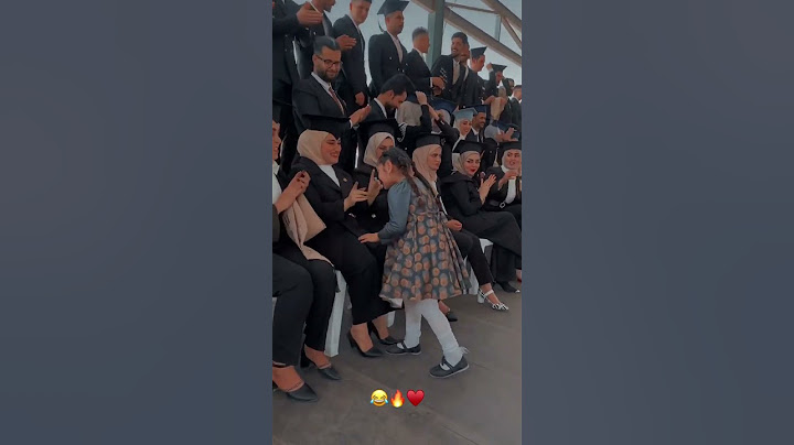 ننا كومي كومي غسليلي اهدومي بنت تركص مع امه بحفله تخرجها