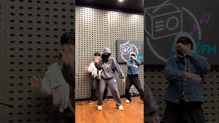 JYP 기본 안무로 다져진 #SayYeschallenge✨w/ #XdinaryHeroes #엑스디너리히어로즈 #건일 #Gunil #Ode 님