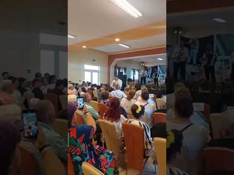 Monitorul de Făgăraș: Spectacol la Ucea de Jos: Aurel Tămaș