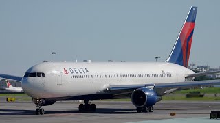 Plane Spotting at Lisbon Airport - Morning Rush - November 2022