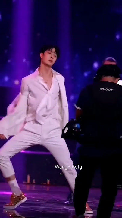 Super top dance 🤩 #wangyibo #wangyiboedit #fupシ #wangyibotalent #shorts
