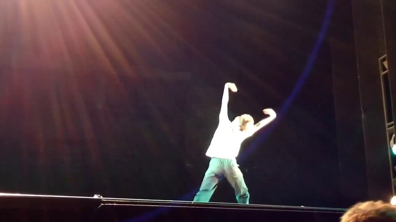 Tade Biesinger - Electricity (Billy Elliot)