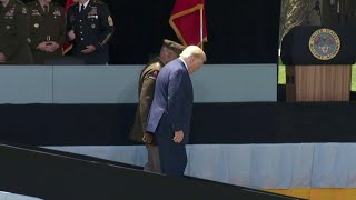 Trump's ramp walk: a \\