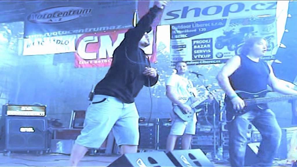 13 Autoklub nová paka live Lužany motosraz 2014 FENIX