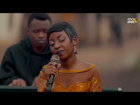 Christopher Mwahangila CHUNGUZA MOYO WANGU Perfomed By FARAJA NZALI