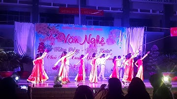 RẠNG RỠ VIỆT NAM Duy anh và các thầy cô Phan Chu Trinh