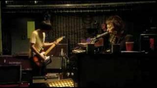 House of Cards - Radiohead live from the basement chords