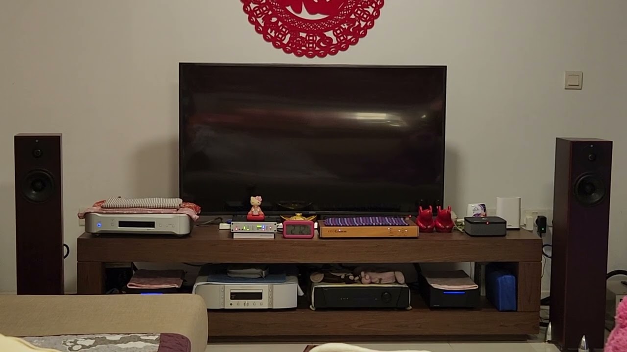 Totem Hawk (Tulipani, Fausto Mesolella) 