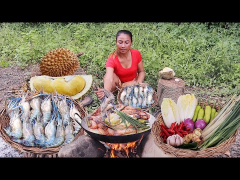 Yummy! Lobster soup spicy and ripe durian for food so Eating delicious - Survival cooking in forest