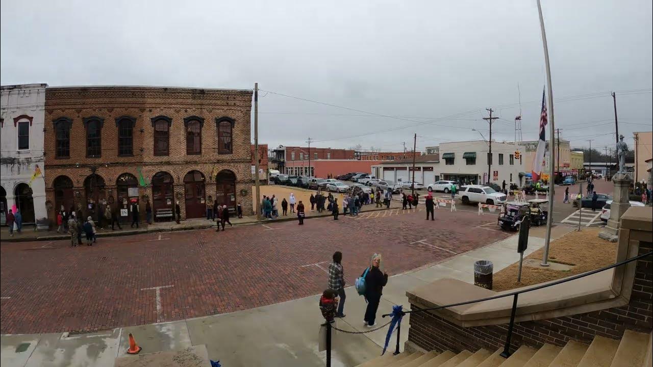 20220226 Timelapse of Jefferson, Texas Mardi Gras Parade YouTube