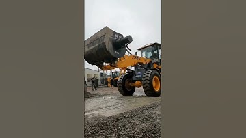 Maximizing Productivity: Wheel Loader with Concrete Mixer Bucket