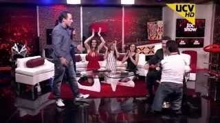 Montoncito Extremo El Pollo Besa Al Chico