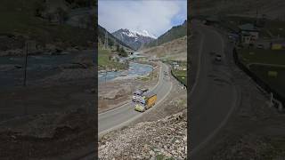 Zojila Update: Sonamarg Se HMV Vehicles Kargil Ke Liye Release; Dono Taraf Se LMV Ki Chal rahi hai,