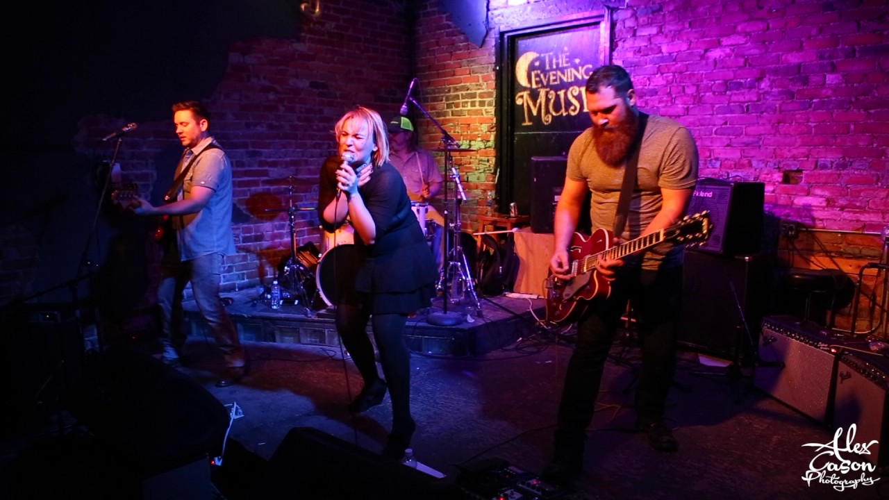 Radio Lola - Push & Shove