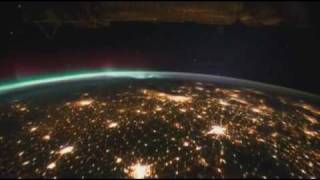ISS Time Lapse Flyover of Earth and Aurora Borealis (Northern Lights) 2011