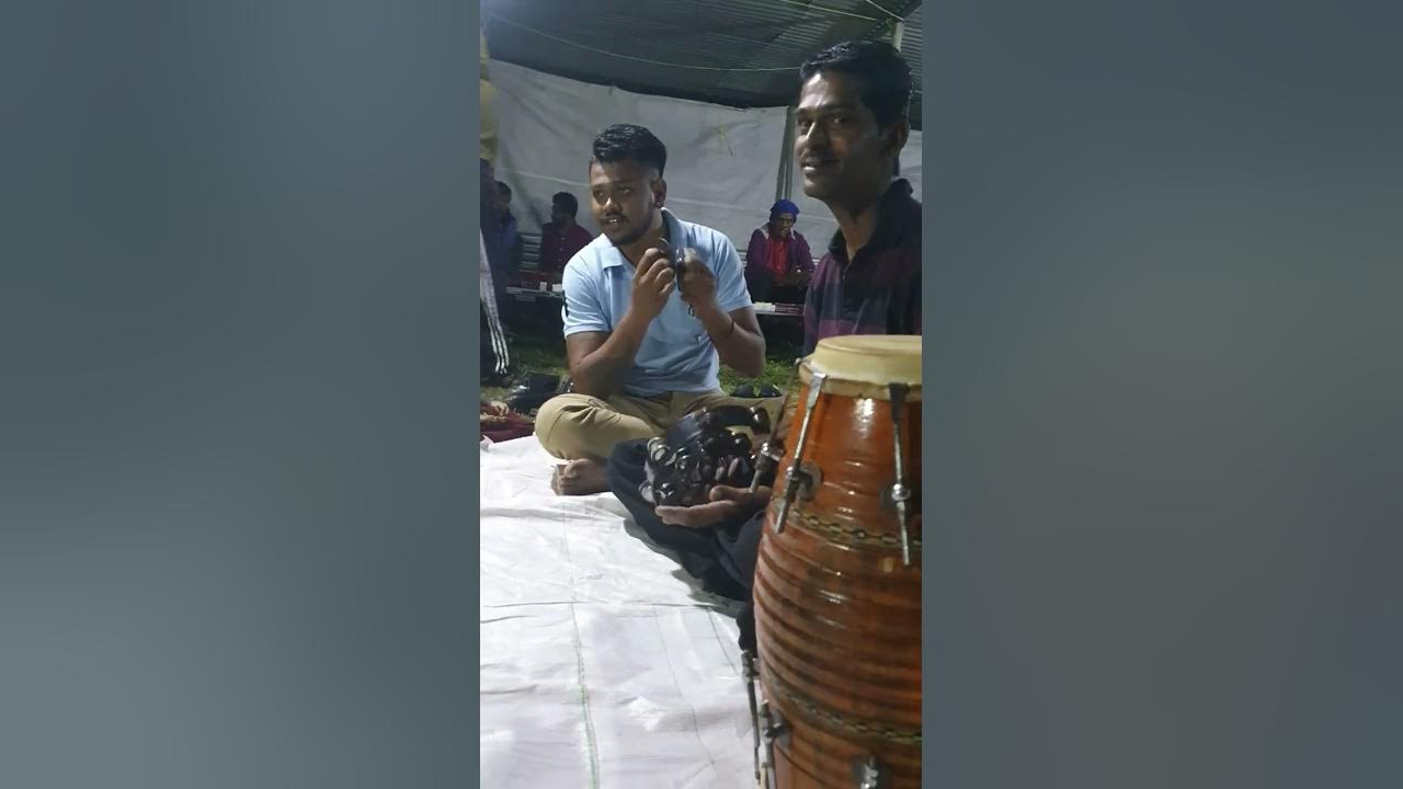 Fiji tambura bhajan by Rajendra Muni Chand & dholak by Mukesh Chandra