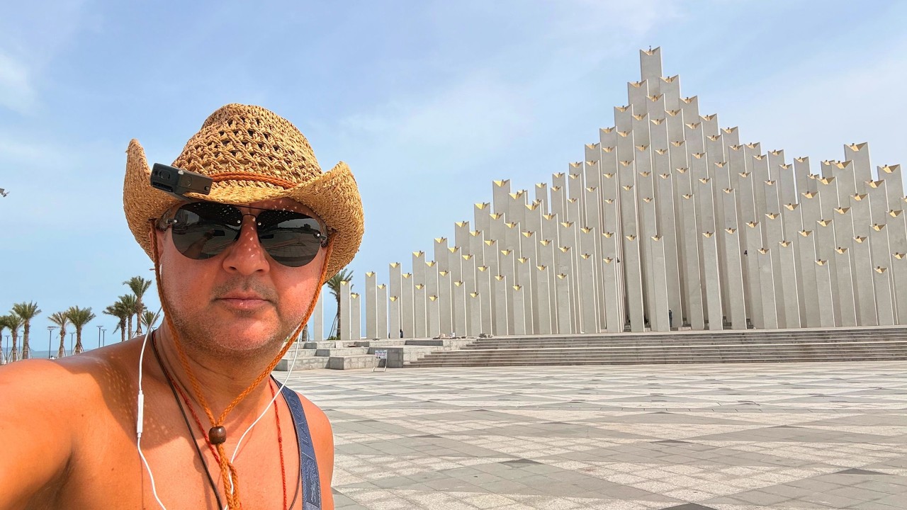 Исследуем пляж Бэк-Бич (Бай Сау) в Вунгтау, Вьетнам. 🇻🇳