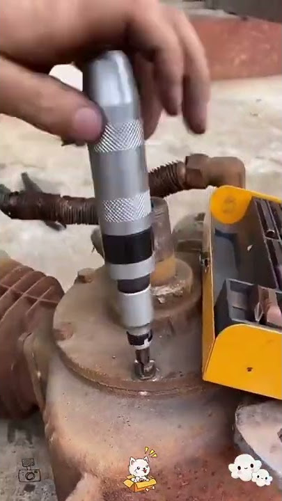 Impact screwdriver